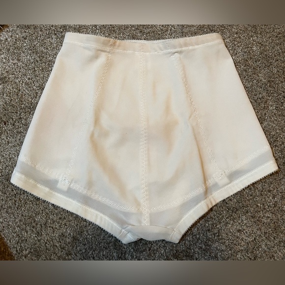 VINTAGE SUBTRACT WOMEN'S CONTROL BRIEF GIRDLE - Picture 3 of 13